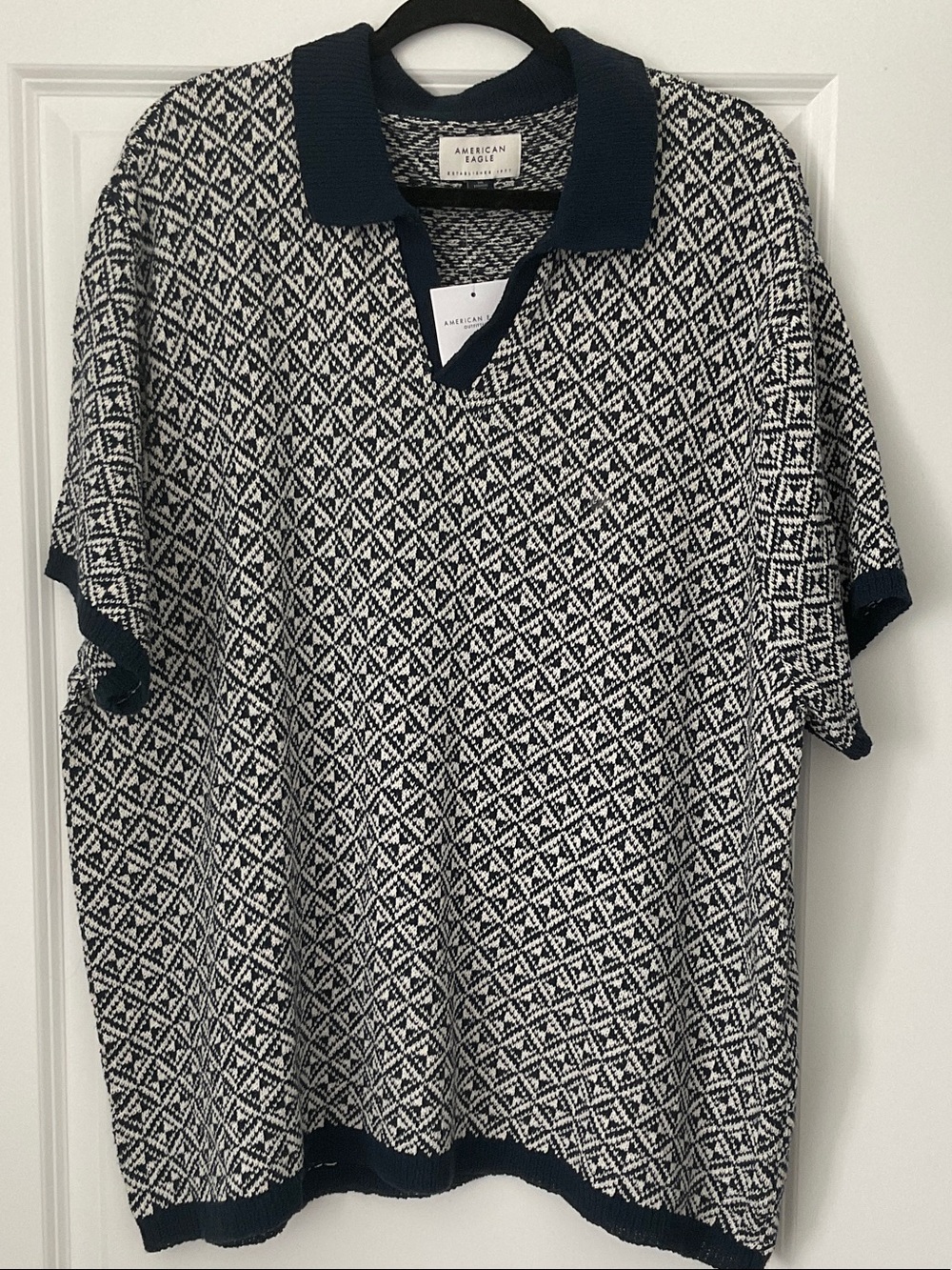 American Eagle Outfitters Navy and White Geometric Knit Polo
